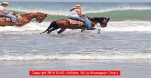 SAN-JUAN-del-SUR-BEACH-HORSE-BACK